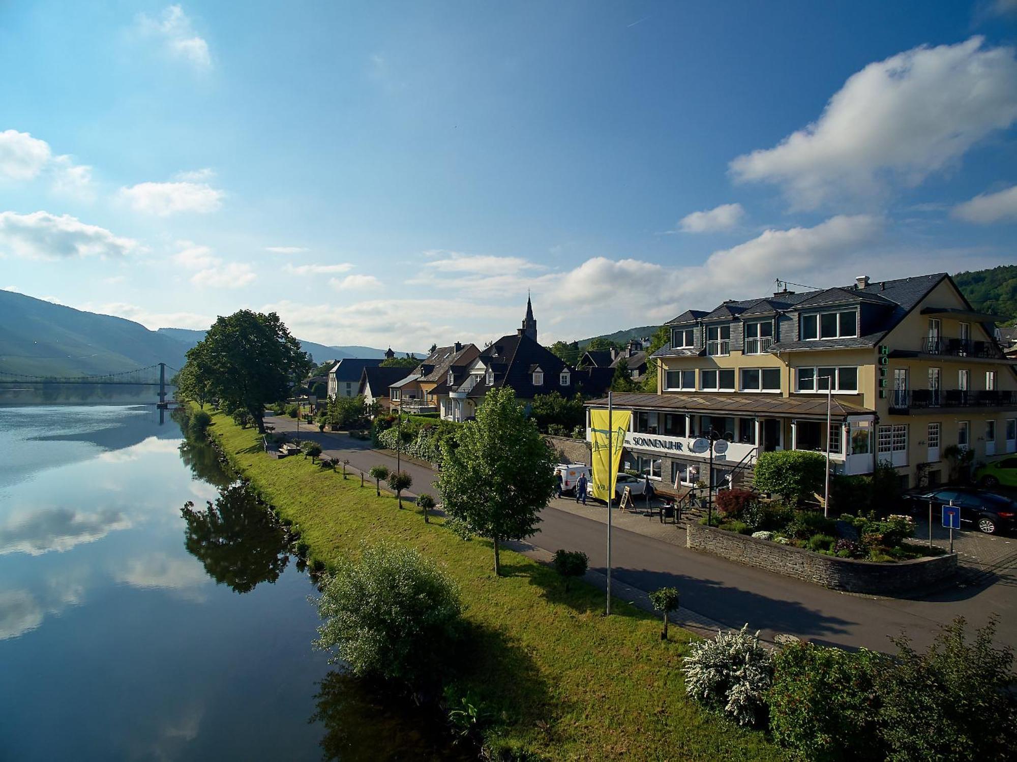 Bed and Breakfast Sonnenuhr Bernkastel-Kues Exteriér fotografie